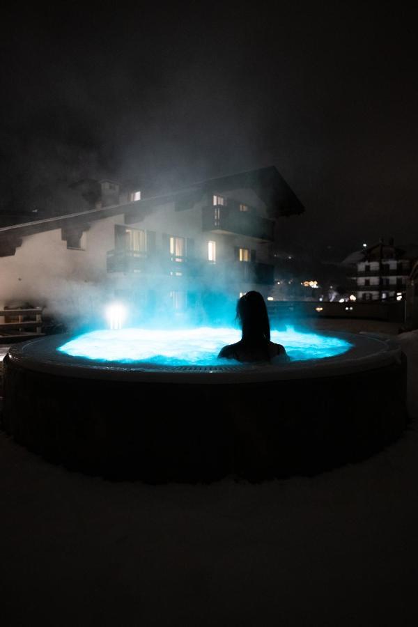 Hotel Zirmes Moena Kültér fotó