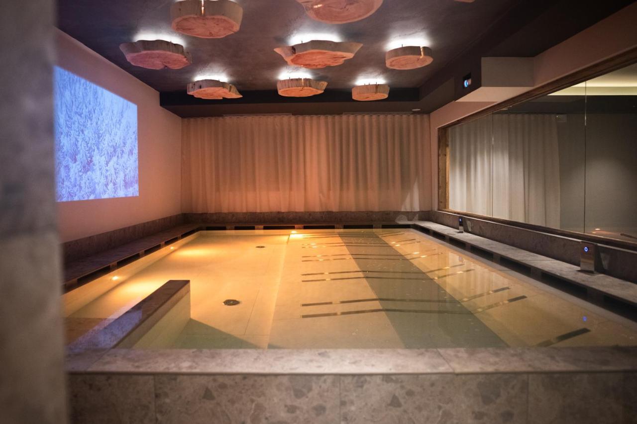 Hotel Zirmes Moena Kültér fotó