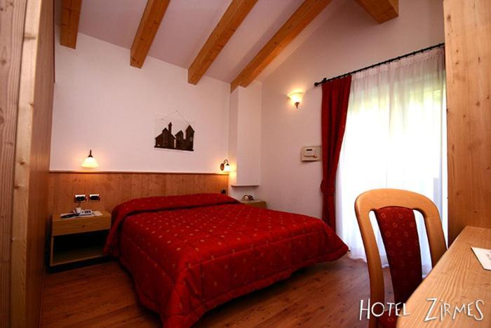 Hotel Zirmes Moena Kültér fotó
