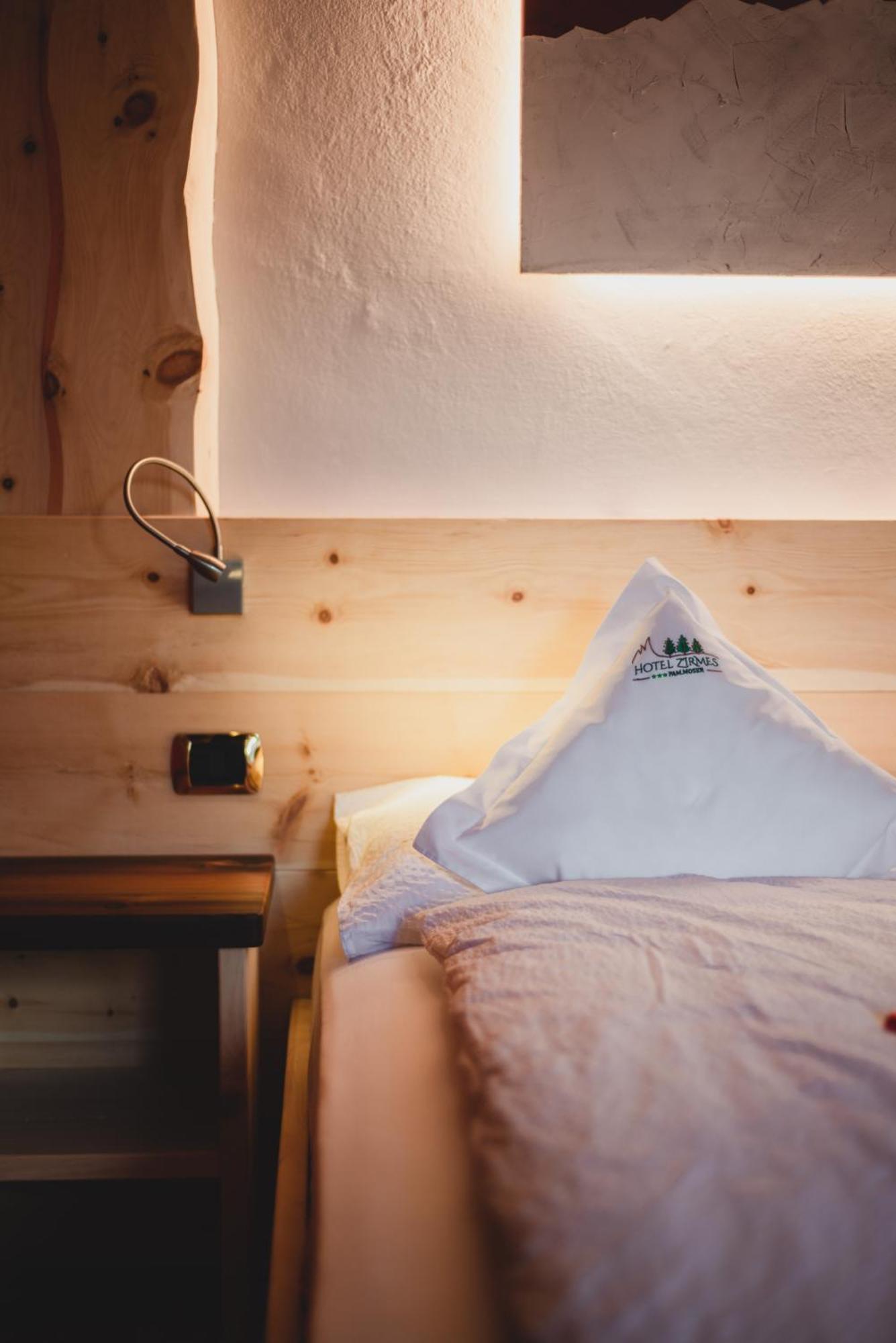 Hotel Zirmes Moena Kültér fotó