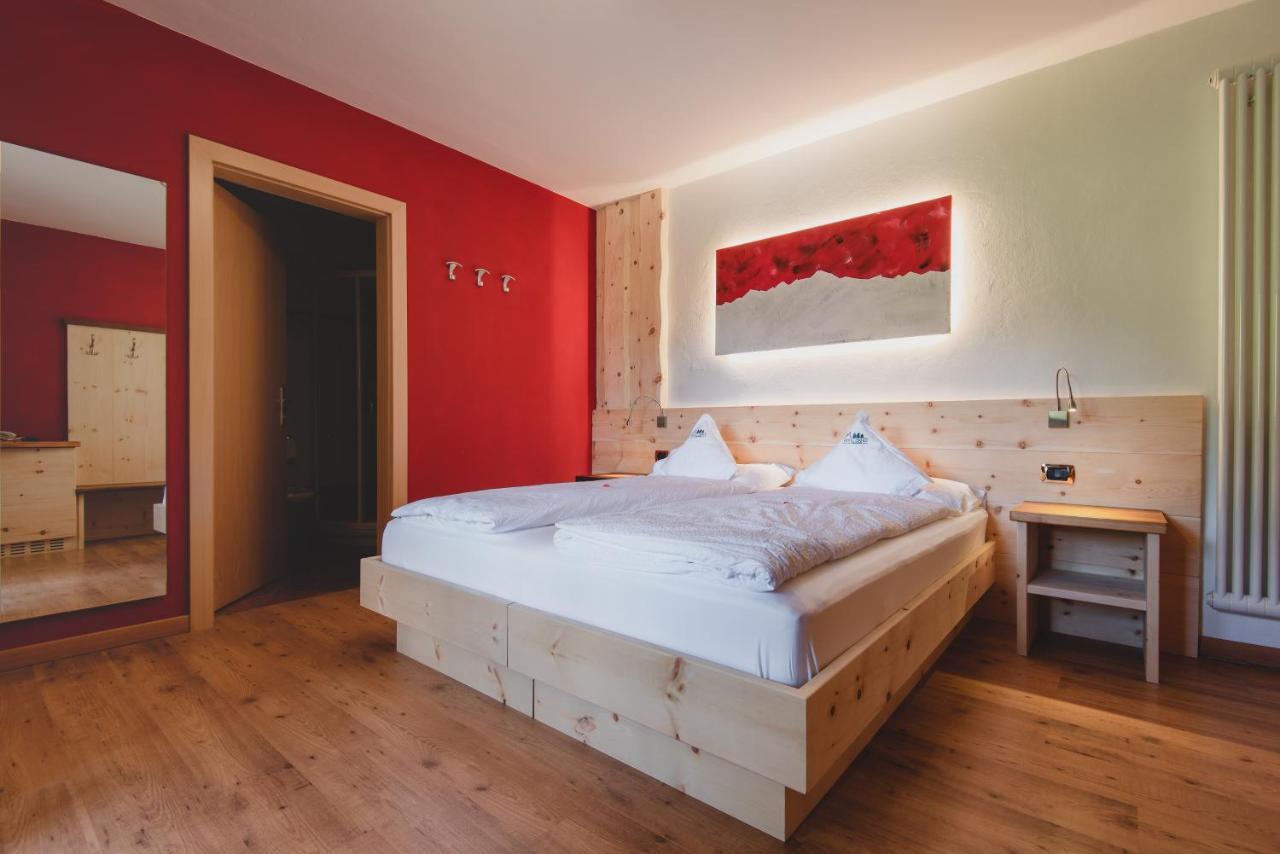 Hotel Zirmes Moena Kültér fotó